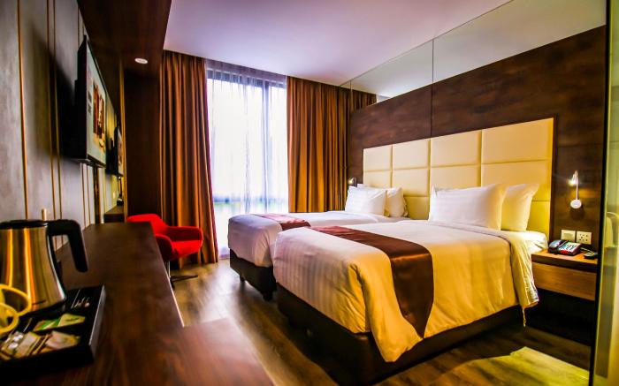 Asialink Hotel by Prasanthi