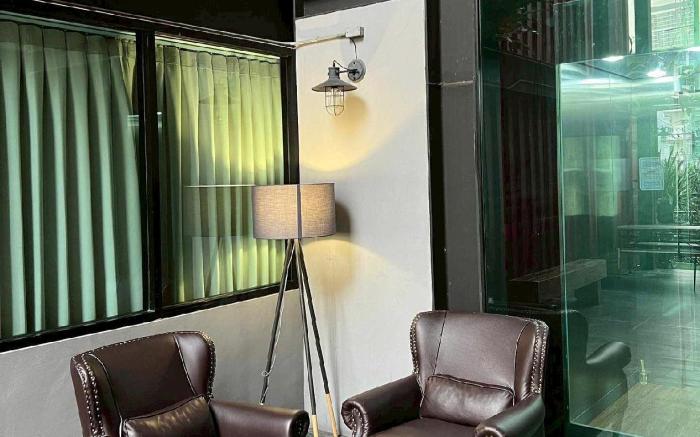 Sleepbox Sukhumvit 22