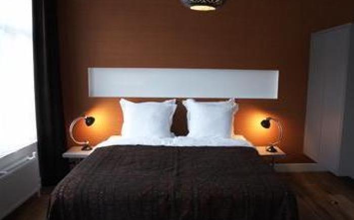 Weber Hotel 397