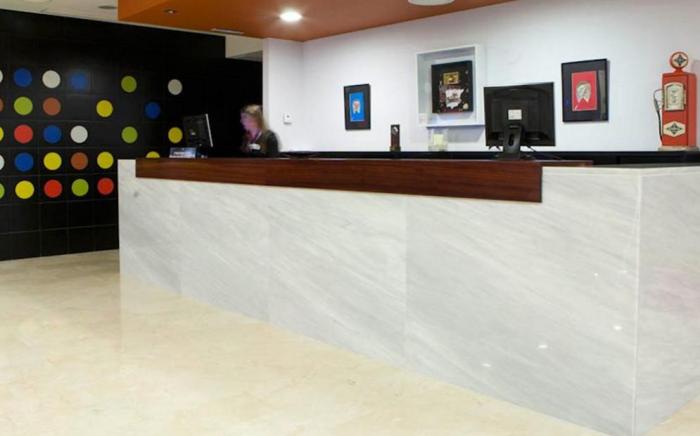 Hotel Sercotel Riscal