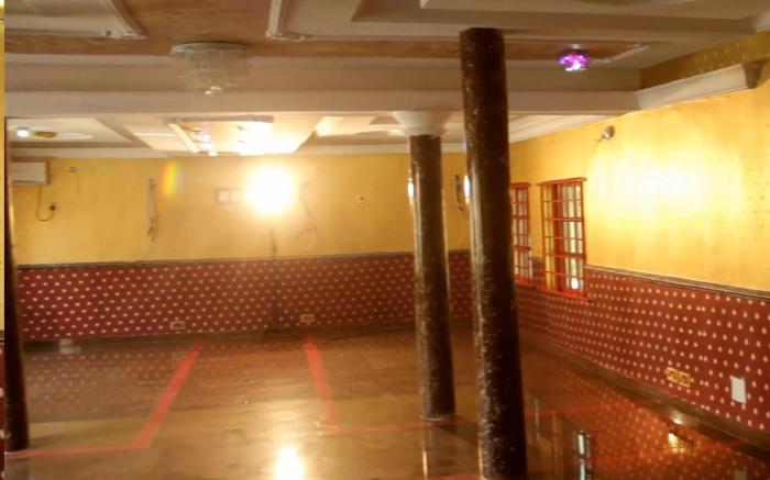 HI POINT HOTEL AND SUITES