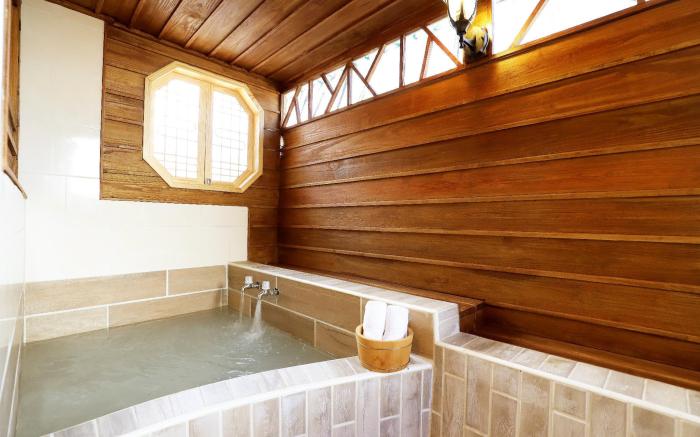 Gorgeous Hot Spring Resort