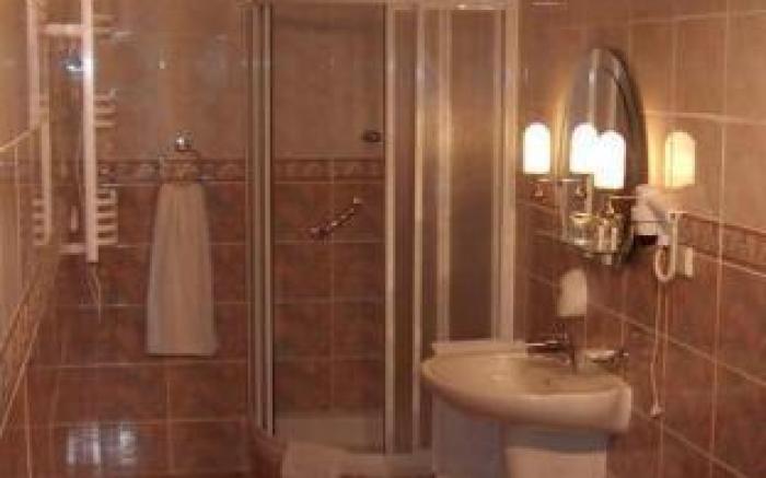 Hotel Renusz