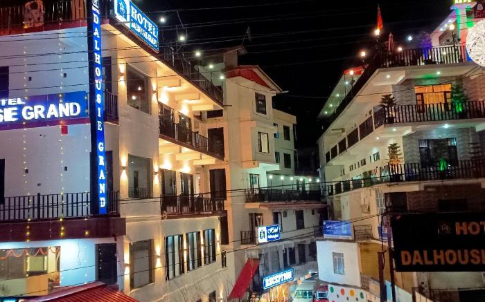 Hotel Dalhousie Grand
