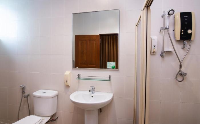 Golden View Serviced Apartments