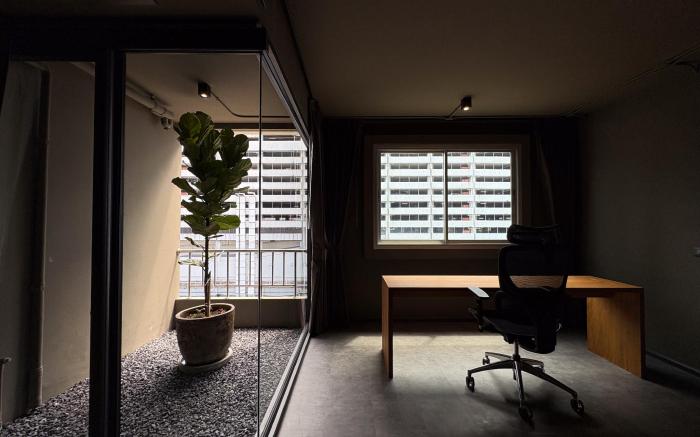 Centric Place Hotel