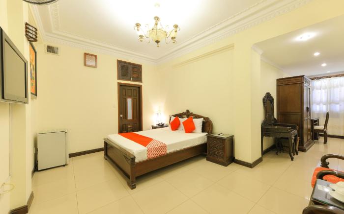 Lucky 2 Hotel & Travel