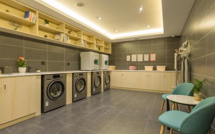 Atour Hotel Xi'an Gaoxin Jinye Road Branch                                                 