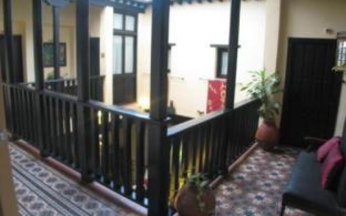 Hotel Rosa De oro