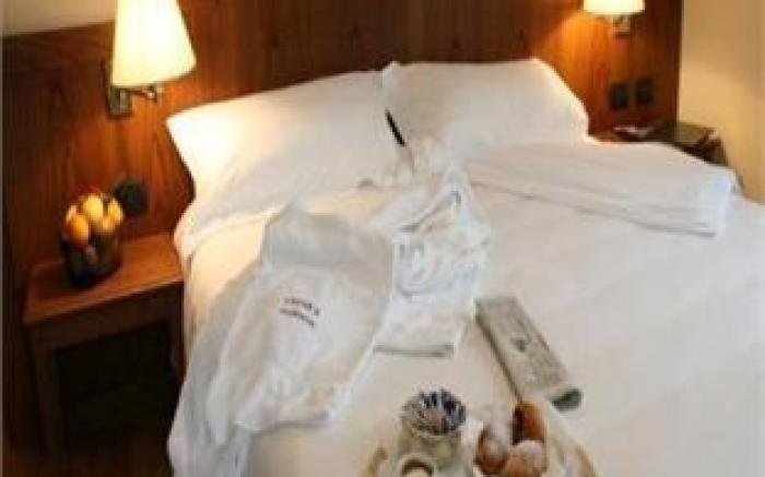 Cresta Et Duc Hotel