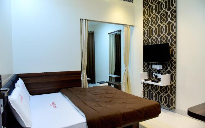 Hotel Pushpak Satara