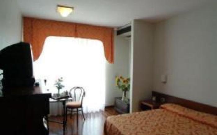 Hotel Ghironi