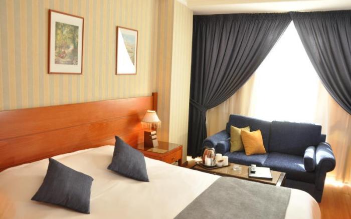 Ceasars Park Hotel