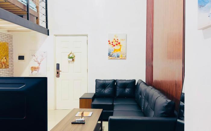 Special Big Loft Unit w/Fibreop Internet & Netflix