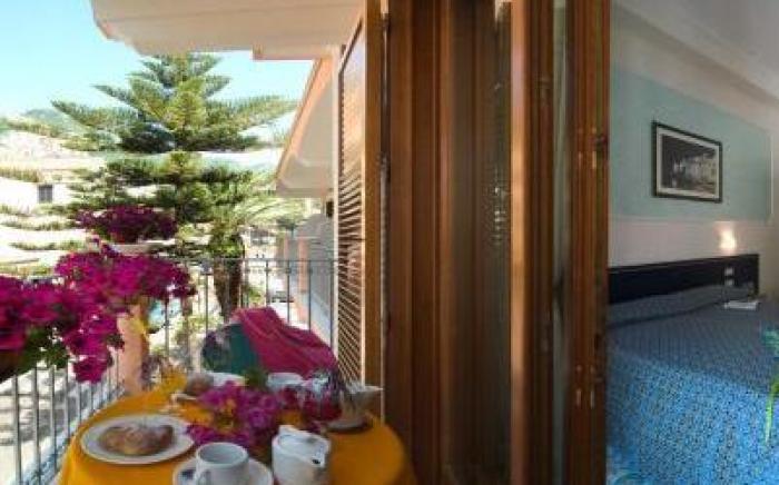 Hotel Santa Lucia