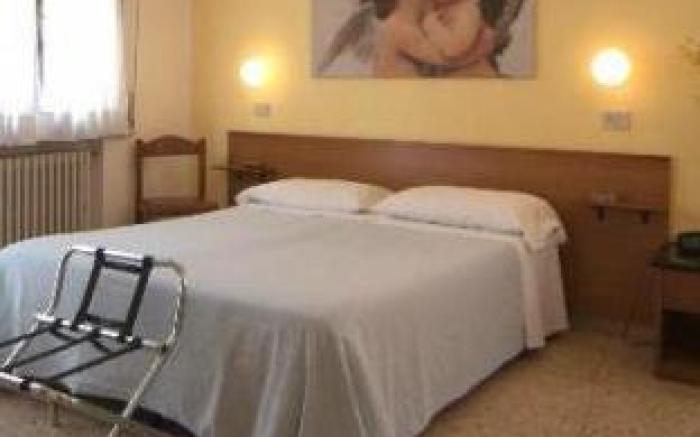Hotel Cecile