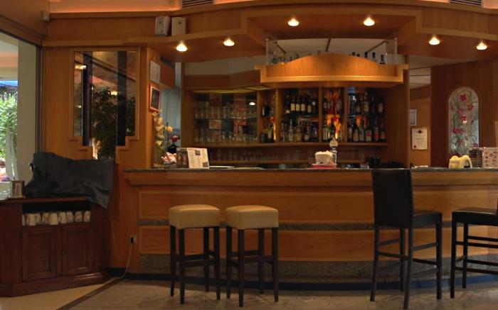 Hotel Ambassador Suite