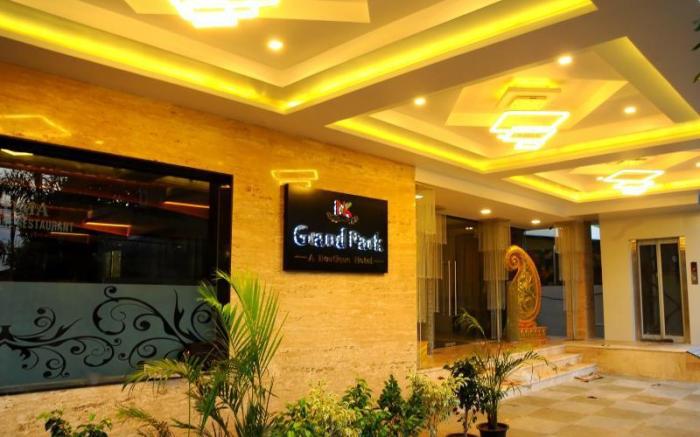 NK Grand Park Hotel
