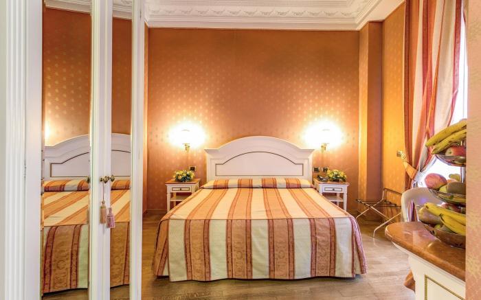 Hotel La Lumiere di Piazza di Spagna