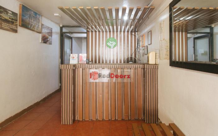 RedDoorz near OWWA Pasay