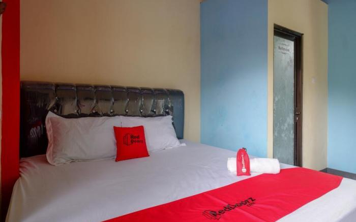 RedDoorz @ Gerbang Dieng Plateau Area