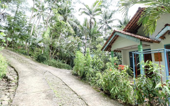 Homestay Mbah Parni