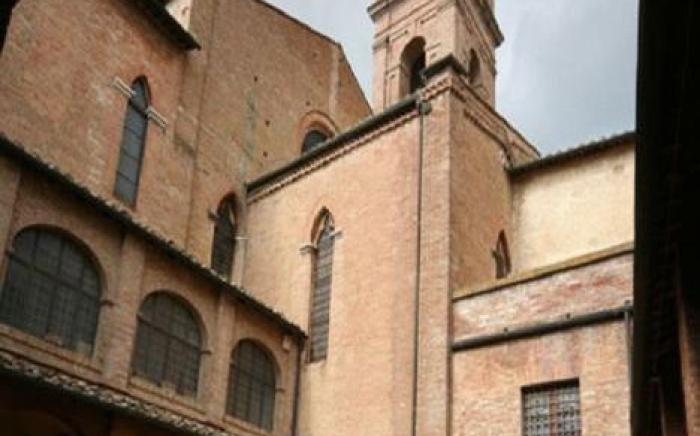 Il Chiostro Del Carmine
