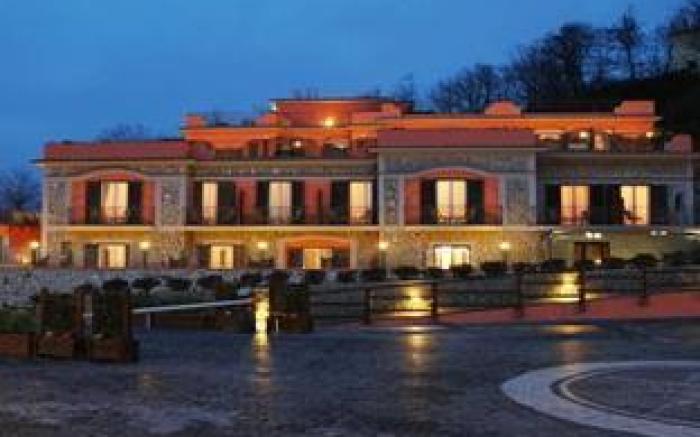 Hotel Prestige