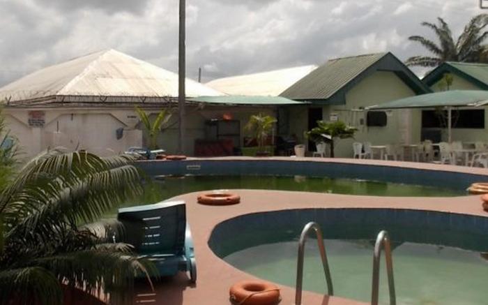 EEMJM HOTEL AND SUITES