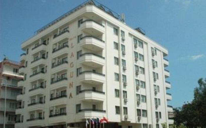 Suite Laguna Hotel