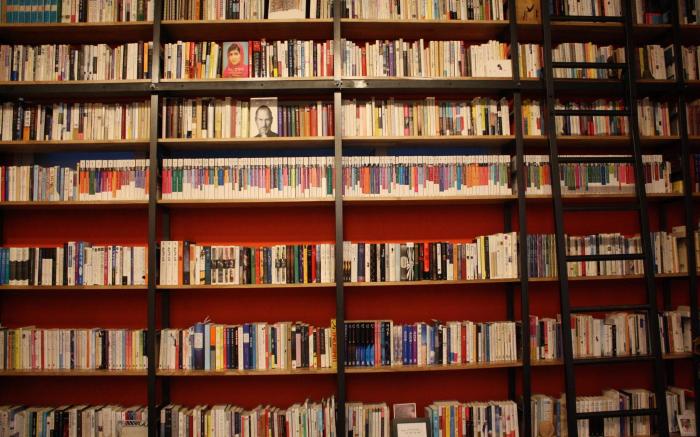 Andong Poonggyung Hostel N Library