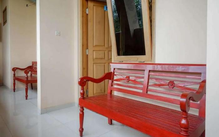 RedDoorz near Lokawisata Baturaden