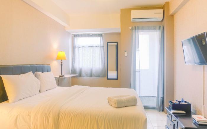New Studio Apt at Gunung Putri Square By Travelio