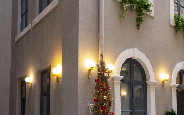 Ferman Port Hotel