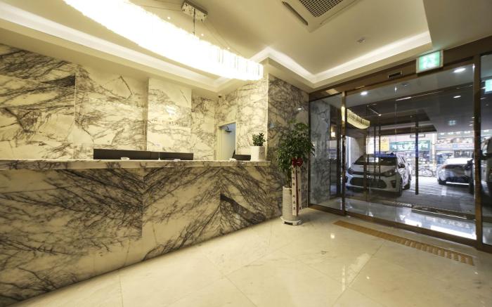 The Post Hotel