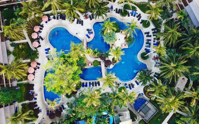 Holiday Inn Resort Phuket Surin Beach By IHG