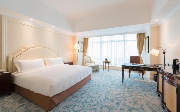 Qingdao Jinshi International Hotel