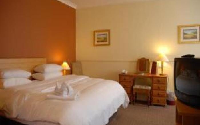 White Hart Hotel by Greene King Inns