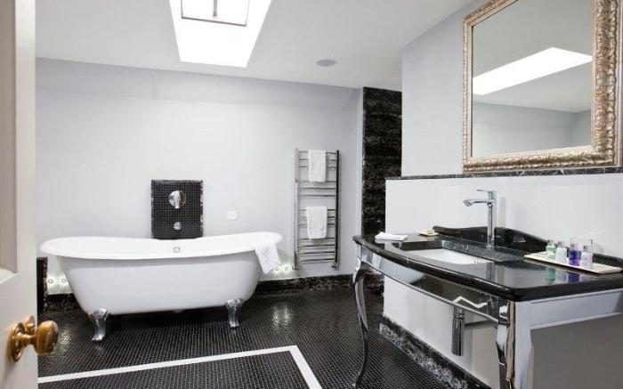Wivenhoe House Hotel