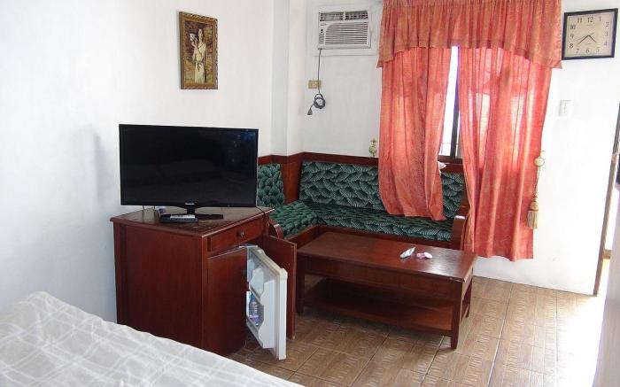MB's Garden Inn