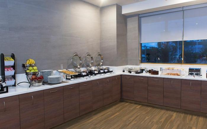 Holiday Inn Express Mexico - Toreo By IHG