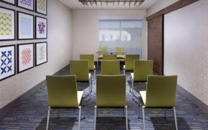 Holiday Inn Express & Suites Greenwood North By IHG