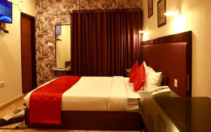 D BREEZE SUITES