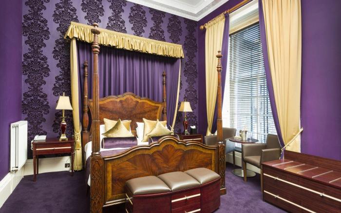 New Town Hotel