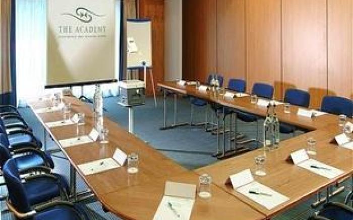 Holiday Inn London Brentford Lock By IHG