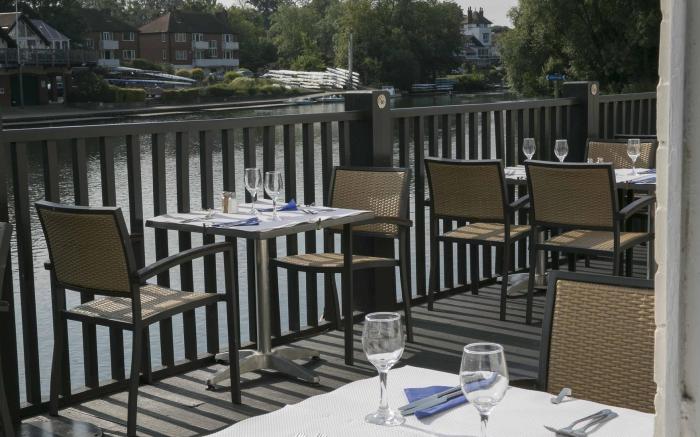 Thames Riviera Hotel