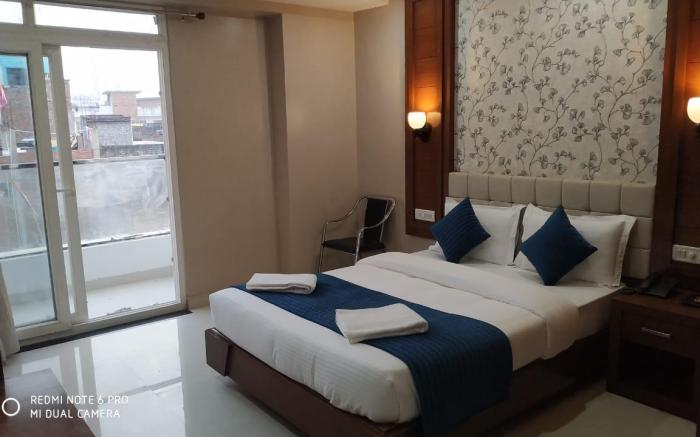 Hotel SJR