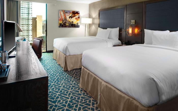 DoubleTree by Hilton Dallas DFW South Arlington