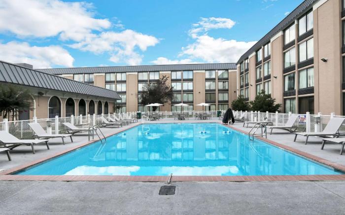 Travelodge by Wyndham Memphis