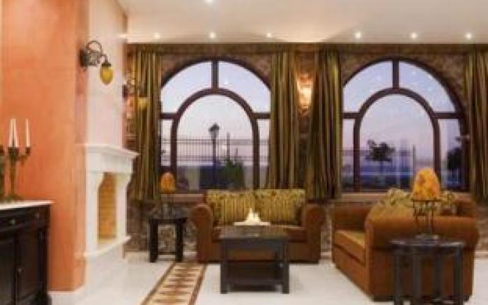 Maison Des Lys - Luxury Suites